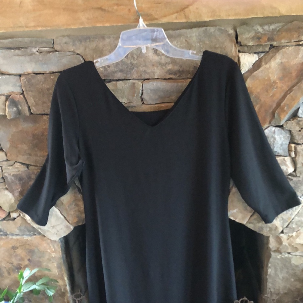 Little Black Dress; M, Knee Length Square Neck, V-Back, Stretchy; Classic Style